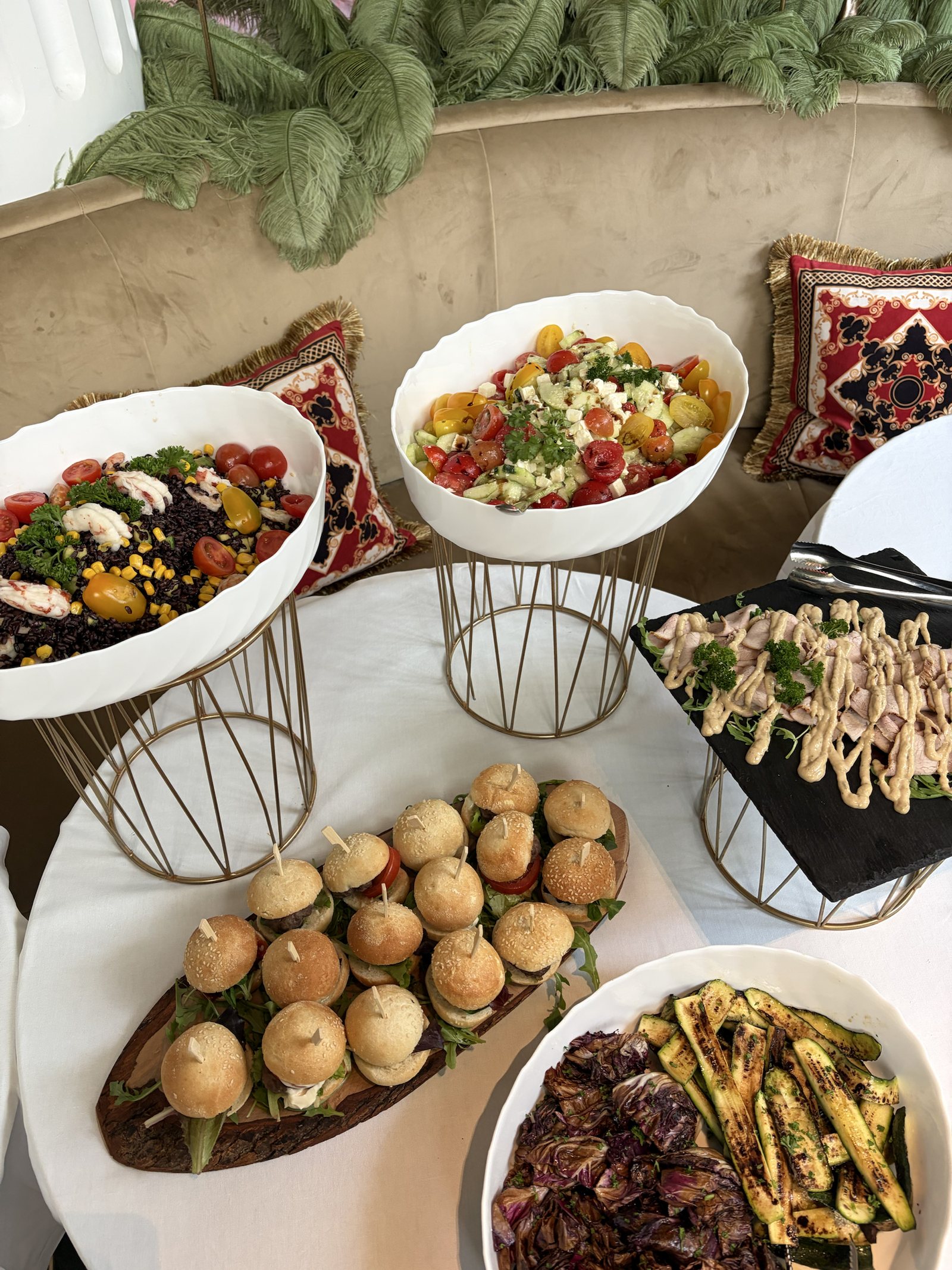 Antipasti e mini burger del brunch